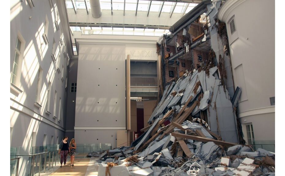 Томас Хиршхорн. Манифесты 10. Срез. 2014 г.